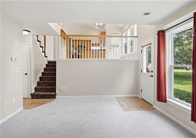 2nd image of 201 Mesa Dr, Smithville, MO 64089 | MLS# 2638598