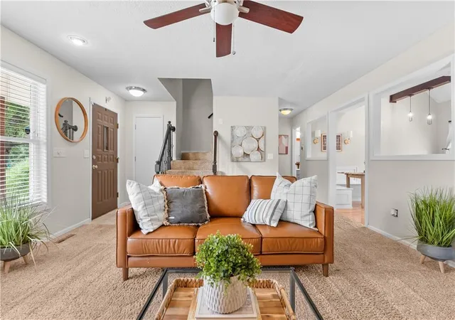 Photo 3 of Single family home for sale at 1331 Ne Depot Dr, Lees Summit, MO 64086 | MLS# 2638600 | Listing updated on 2026-10-16