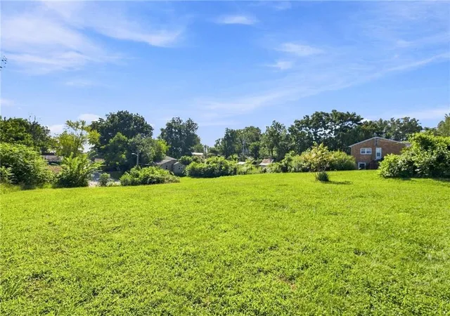 Photo 4 of Land for sale at 119 N Wilson St E, Independence, MO 64050 | MLS# 2638622 | Listing updated on 2026-09-02