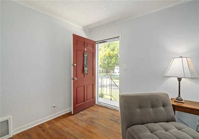 Photo 4 of Single family home for sale at 8605 Summit St, Kansas City, MO 64114 | MLS# 2638641 | Listing updated on 2026-09-18