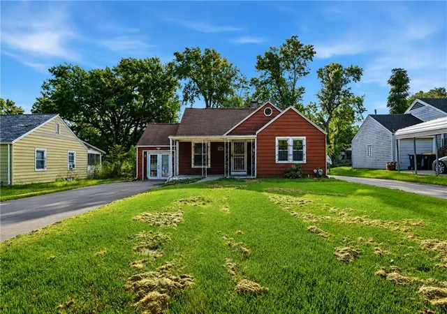 1st image of 7217 Brooklyn Ave, Kansas City, MO 64132 | MLS# 2638647