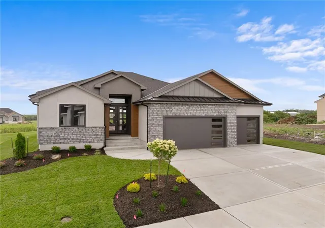 1st image of 519 Bentwater Dr, Raymore, MO 64083 | MLS# 2638649