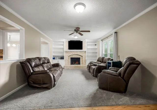 2nd image of 15855 Gardner West Rd, Gardner, KS 66030 | MLS# 2638651