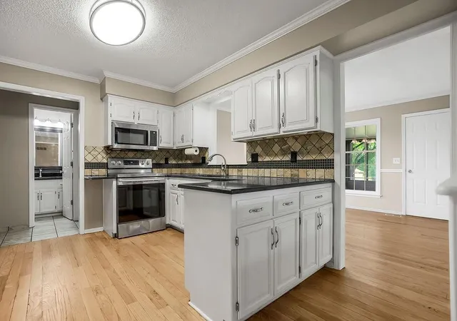 4th image of 15855 Gardner West Rd, Gardner, KS 66030 | MLS# 2638651