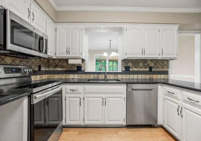 5th image of 15855 Gardner West Rd, Gardner, KS 66030 | MLS# 2638651