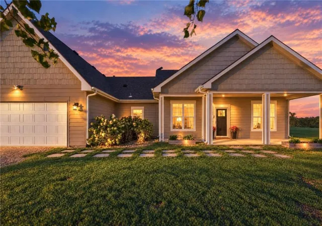 Photo 3 of Single family home for sale at 1706 Se Herschell Rd, Tecumseh, KS 66542 | MLS# 2638663 | Listing updated on 2026-10-06