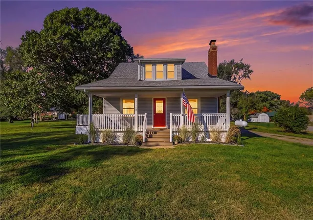 Single family home for sale at 15140 B Hwy, Platte City, MO 64079 | MLS# 2638668