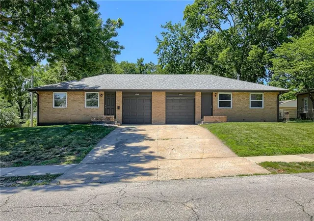 Photo 1 of Sale Pending at 1200 N Osage St, Independence, MO 64050 | MLS# 2638674 | Listing updated on 2026-09-25