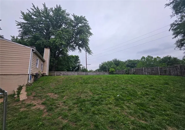 4th image of 3057 N 40Th St, Kansas City, KS 66104 | MLS# 2638675