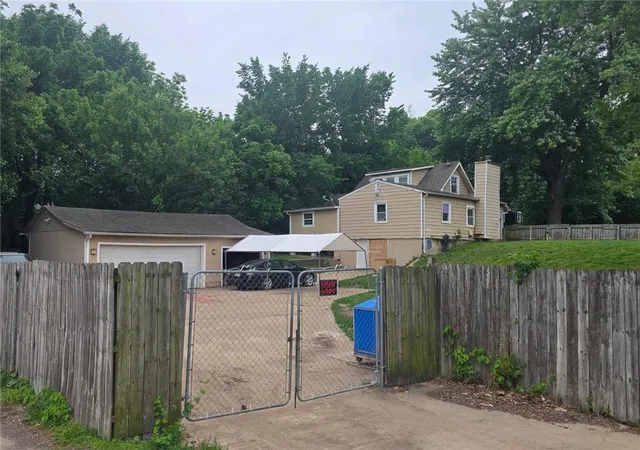 5th image of 3057 N 40Th St, Kansas City, KS 66104 | MLS# 2638675