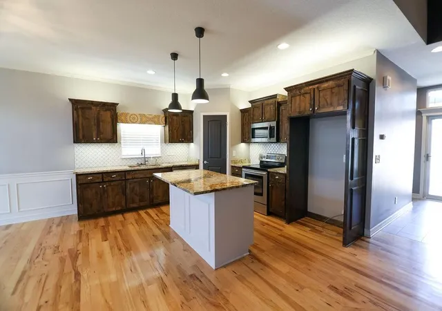 Photo 2 of Single family home for sale at 3725 N 154th St, Basehor, KS 66007 | MLS# 2638684 | Listing updated on 2026-09-20