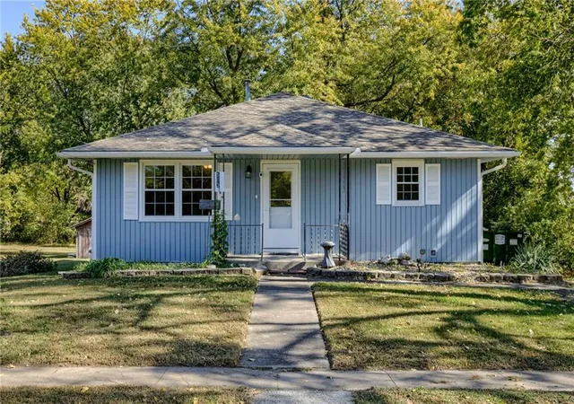 Photo 1 of Single family home for sale at 503 Cunningham St, Richmond, MO 64085 | MLS# 2638691 | Listing updated on 2026-10-06
