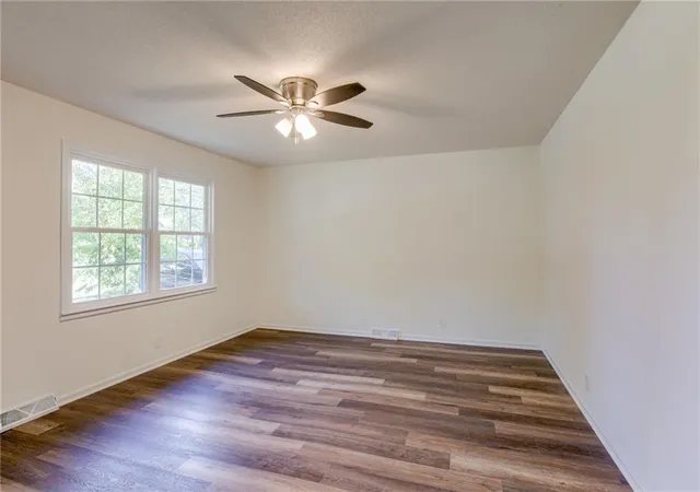 Photo 3 of Single family home for sale at 503 Cunningham St, Richmond, MO 64085 | MLS# 2638691 | Listing updated on 2026-10-06