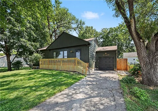 1st image of 6029 Woodson St, Mission, KS 66202 | MLS# 2638692
