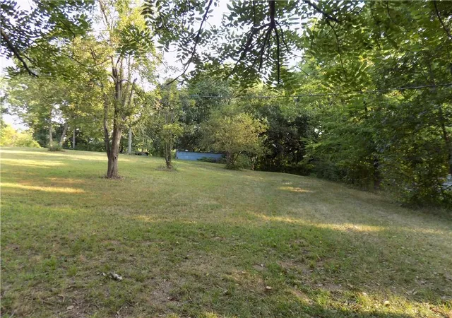 3rd image of 2870 Idaho Ter, Ottawa, KS 66067 | MLS# 2638699