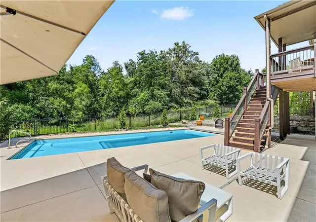 43rd image of 1616 Ne Daltons Ridge Dr, Lee's Summit, MO 64064 | MLS# 2638701