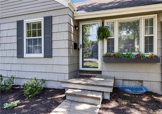 5th image of 5319 Woodson St, Mission, KS 66202 | MLS# 2638728
