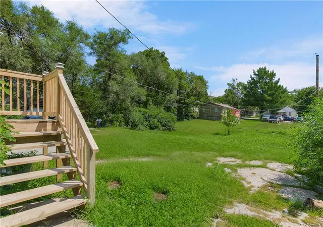 19th image of 8517 Flora Ave, Kansas City, MO 64131 | MLS# 2638741