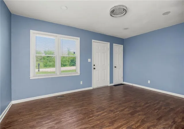 4th image of 8517 Flora Ave, Kansas City, MO 64131 | MLS# 2638741