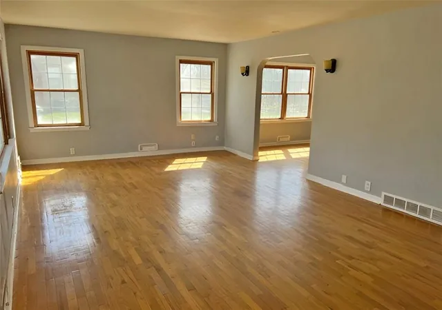 Photo 3 of Single family home for sale at 710 Bridge St, Sweet Springs, MO 65351 | MLS# 2638754 | Listing updated on 2026-09-18