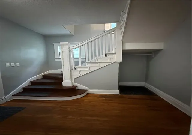 Listing Photo 5 - Condo for sale in building located at 316 N 19th St, Saint Joseph, MO 64501