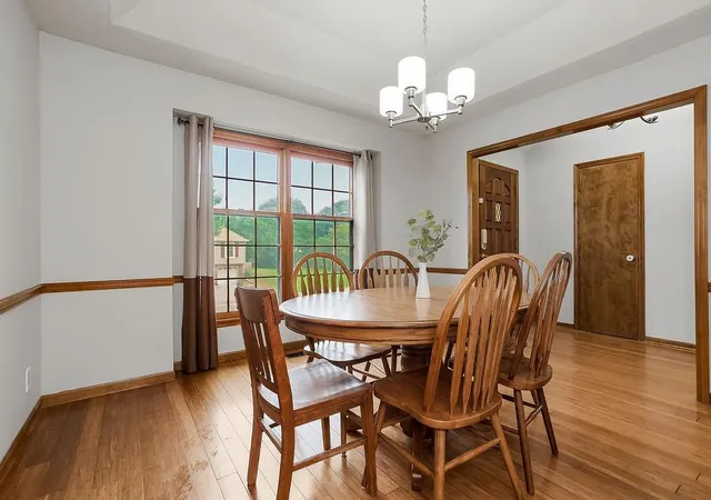 image of 11141 W 77th St, Shawnee, KS 66214 | MLS# 2638765