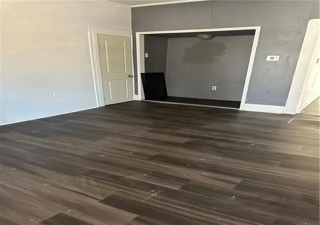 Photo 3 of Sale Pending at 1016 Henry St, St Joseph, MO 64501 | MLS# 2638770 | Listing updated on 2026-09-02