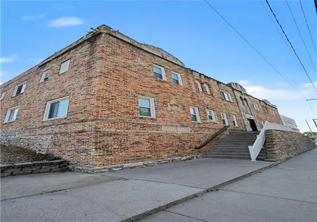 Photo 3 of Multi family home for sale at 3035 Harrison St, Kansas City, MO 64109 | MLS# 2638772 | Listing updated on 2026-10-05