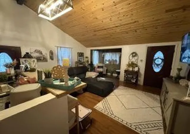 2nd image of 708 Wood Ave, Salina, KS 67401 | MLS# 2638786