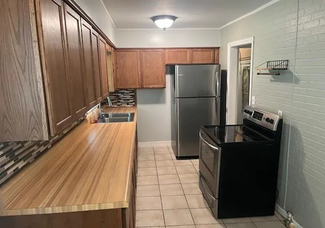Photo 2 of Single family home for sale at 508 Se Independence Ave, Lee's Summit, MO 64063 | MLS# 2638789 | Listing updated on 2026-08-28