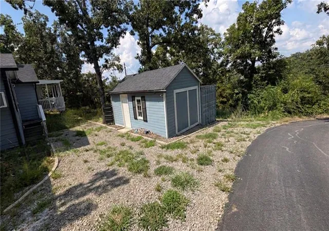 15th image of 28149 Grandview Dr, Warsaw, MO 65355 | MLS# 2638810