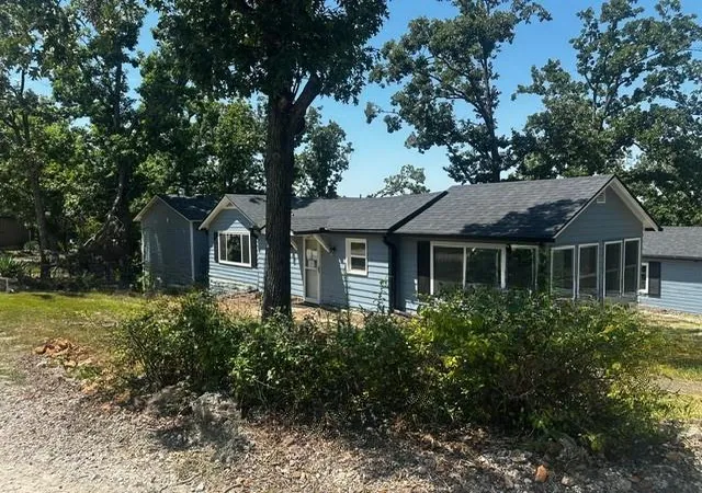 3rd image of 28149 Grandview Dr, Warsaw, MO 65355 | MLS# 2638810