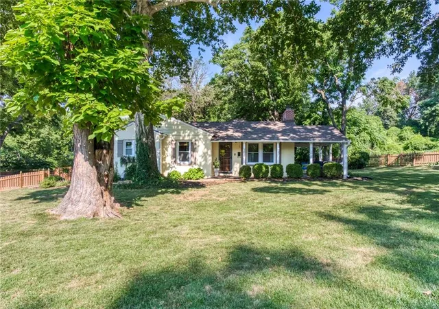 1st image of 9814 W 57th St, Merriam, KS 66203 | MLS# 2638818