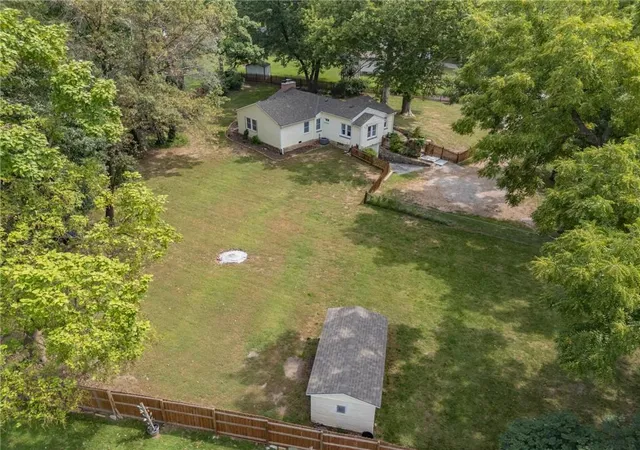 3rd image of 9814 W 57Th St, Merriam, KS 66203 | MLS# 2638818