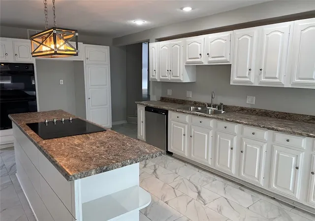 Photo 2 of Single family home for sale at 2910 Karnes Rd, St Joseph, MO 64506 | MLS# 2638819 | Listing updated on 2026-08-31