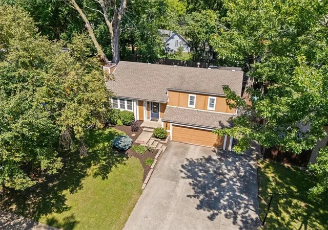 5th image of 14810 W 91St Ter, Lenexa, KS 66215 | MLS# 2638827