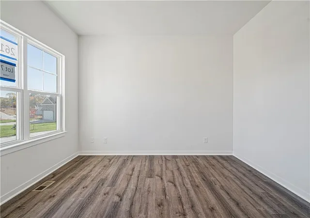 Photo 3 of Single family home for sale at 10704 N Richmond Ave, Kansas City, MO 64157 | MLS# 2638829 | Listing updated on 2026-10-08