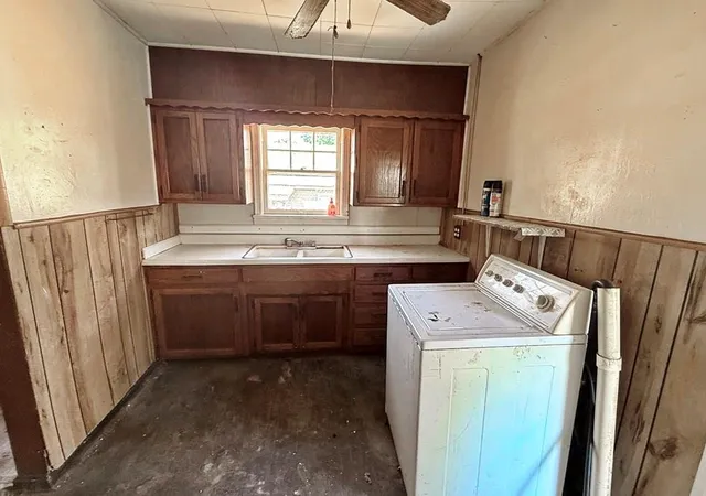 5th image of 121 W Lafayette St, El Dorado Springs, MO 64744 | MLS# 2638842