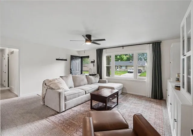 Photo 4 of Sale Pending at 4937 Ne Gladstone Ave, Kansas City, MO 64119 | MLS# 2638858 | Listing updated on 2026-09-01