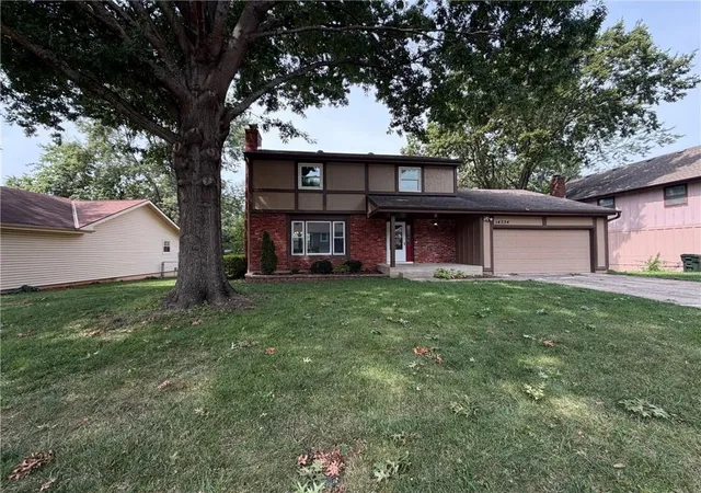 1st image of 14224 S Raintree Dr, Olathe, KS 66062 | MLS# 2638864