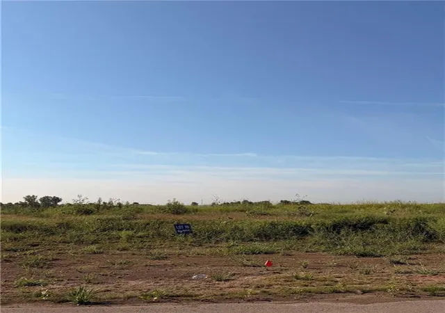 Photo 1 of Land for sale at 1100 Creekside Ranch Ct, Raymore, MO 64083 | MLS# 2638866 | Listing updated on 2026-08-26