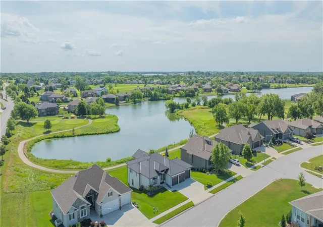 49th image of 4421 142nd St, Basehor, KS 66007 | MLS# 2638876