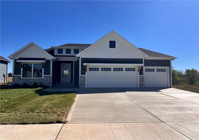 Photo 1 of Single family home for sale at 16367 Baxter St, Gardner, KS 66030 | MLS# 2638877 | Listing updated on 2026-10-18