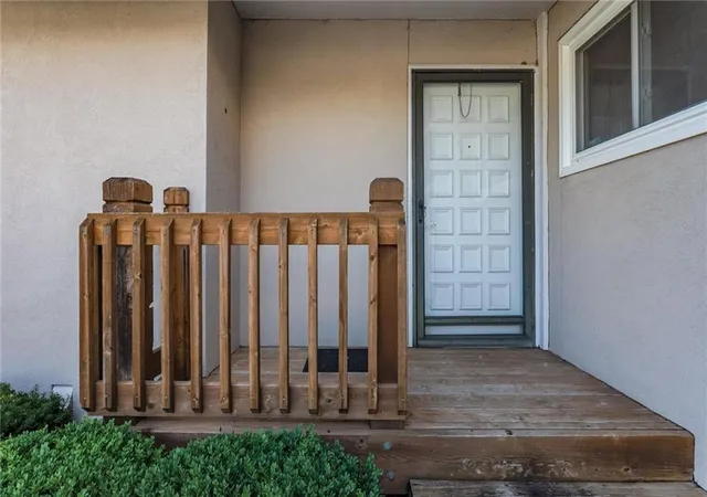 Photo 3 of Sale Pending at 12801 W 109th St, Overland Park, KS 66210 | MLS# 2638881 | Listing updated on 2026-08-31