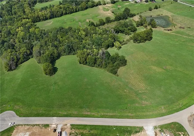 Photo 2 of Land for sale at 2920 Onyx St, Smithville, MO 64089 | MLS# 2638882 | Listing updated on 2026-08-27