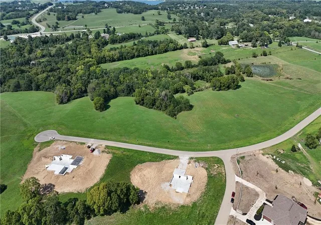 Photo 2 of Land for sale at 2920 Onyx St, Smithville, MO 64089 | MLS# 2638882 | Listing updated on 2026-10-07