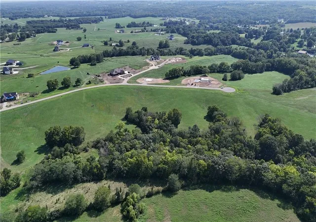Photo 3 of Land for sale at 2920 Onyx St, Smithville, MO 64089 | MLS# 2638882 | Listing updated on 2026-10-07