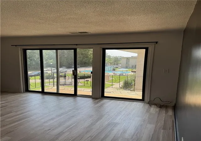 Listing Photo 3 - Condo for sale in building located at 2807 Pembroke Ln, St Joseph, MO 64506 - Unit #A-22