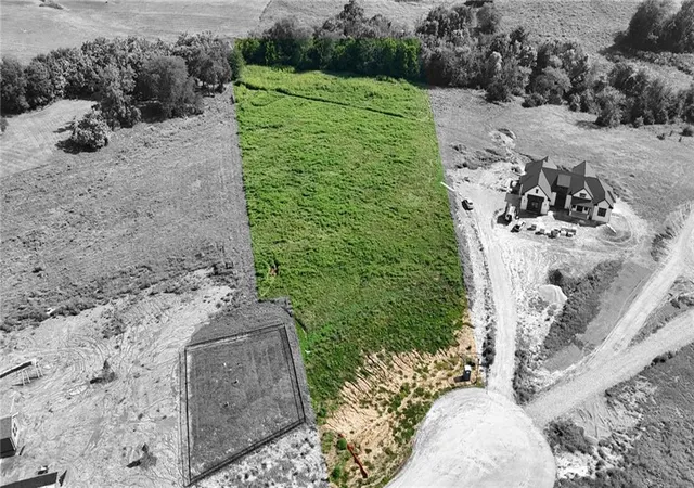 Photo 3 of Land for sale at 14713 Emerald Ct, Smithville, MO 64089 | MLS# 2638898 | Listing updated on 2026-10-13