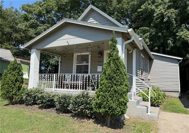 Photo 1 of Single family home for sale at 4826 E 6th St, Kansas City, MO 64124 | MLS# 2638904 | Listing updated on 2026-09-04